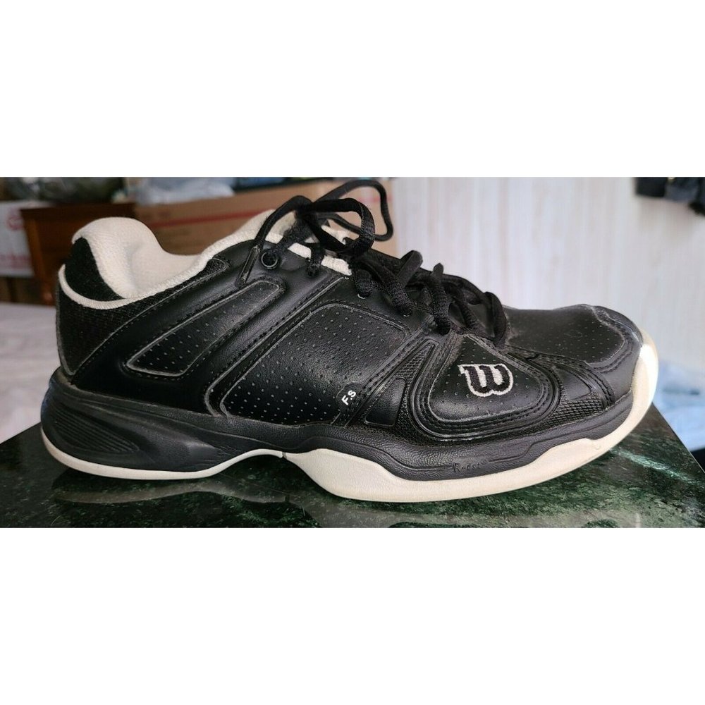 Wilson Duralast Men's Athletic Shoes 7.5. HTF